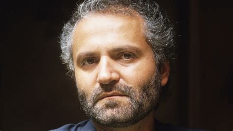 the gianni versace story|Gianni Versace personality.